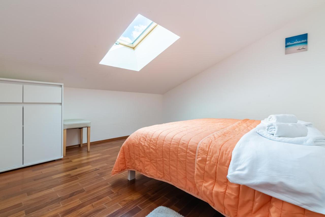 Apartment Lovorka 5 Baška Екстериор снимка