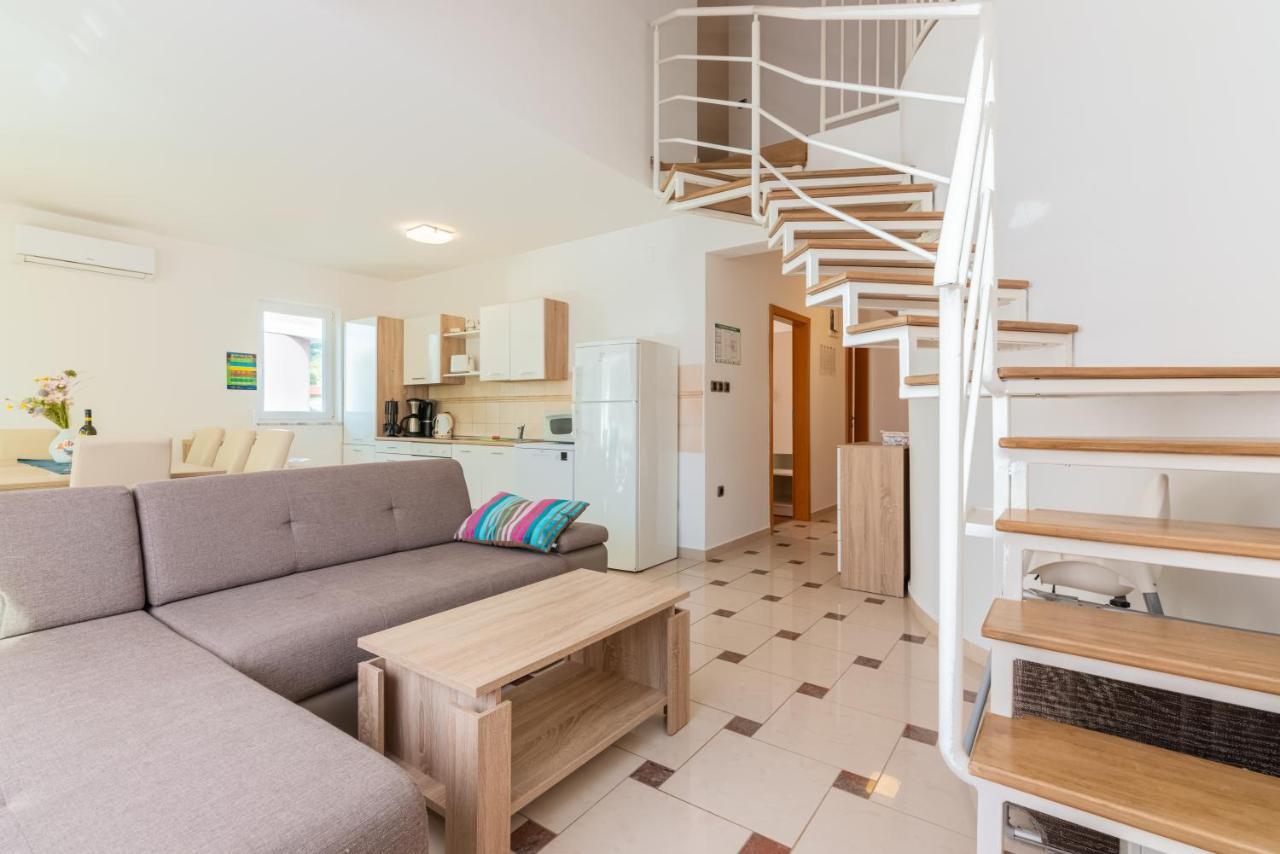 Apartment Lovorka 5 Baška Екстериор снимка